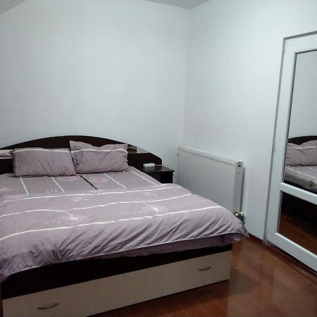 Apartament 5 Camere Cu Balcon Costinesti Plaja 5 Minute Nucilor 6 Exterior photo