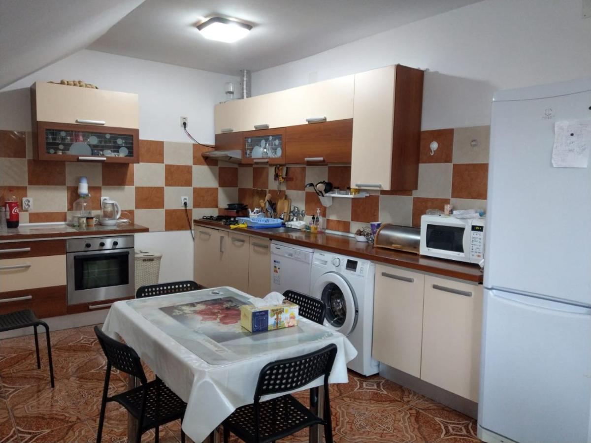 Apartament 5 Camere Cu Balcon Costinesti Plaja 5 Minute Nucilor 6 Exterior photo