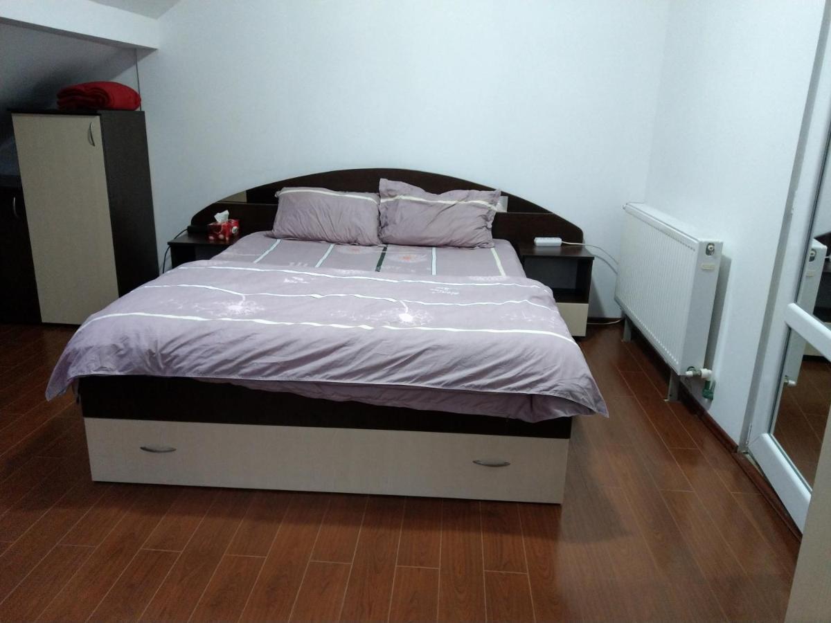 Apartament 5 Camere Cu Balcon Costinesti Plaja 5 Minute Nucilor 6 Exterior photo