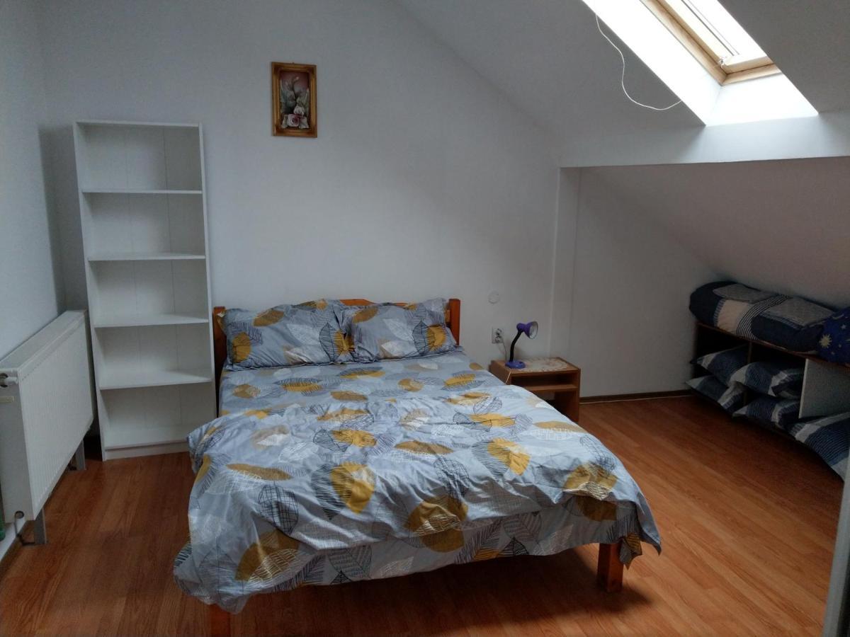 Apartament 5 Camere Cu Balcon Costinesti Plaja 5 Minute Nucilor 6 Exterior photo